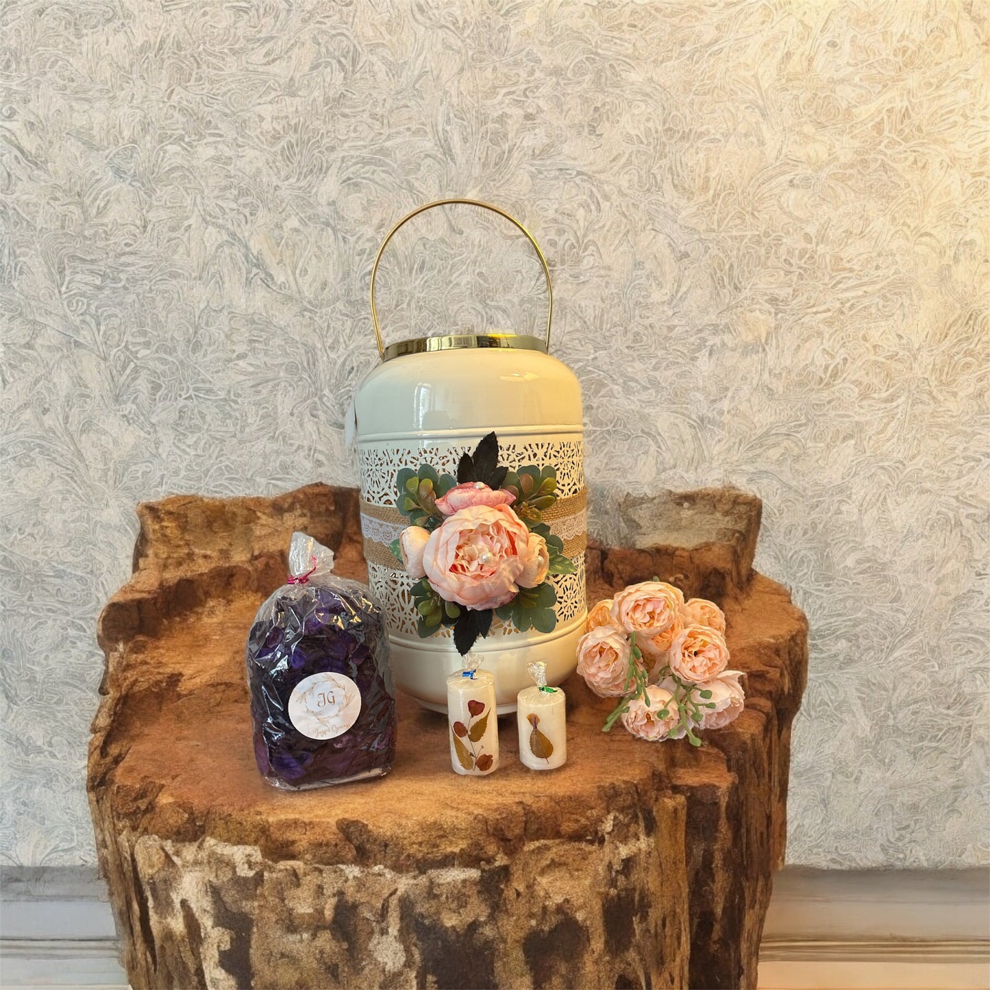 Petal Glow Hamper