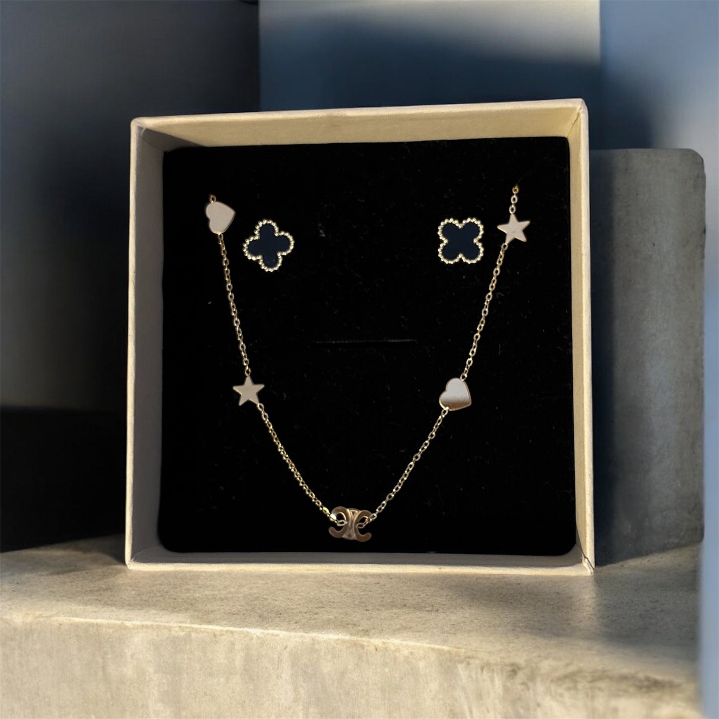 Golden Grace Box