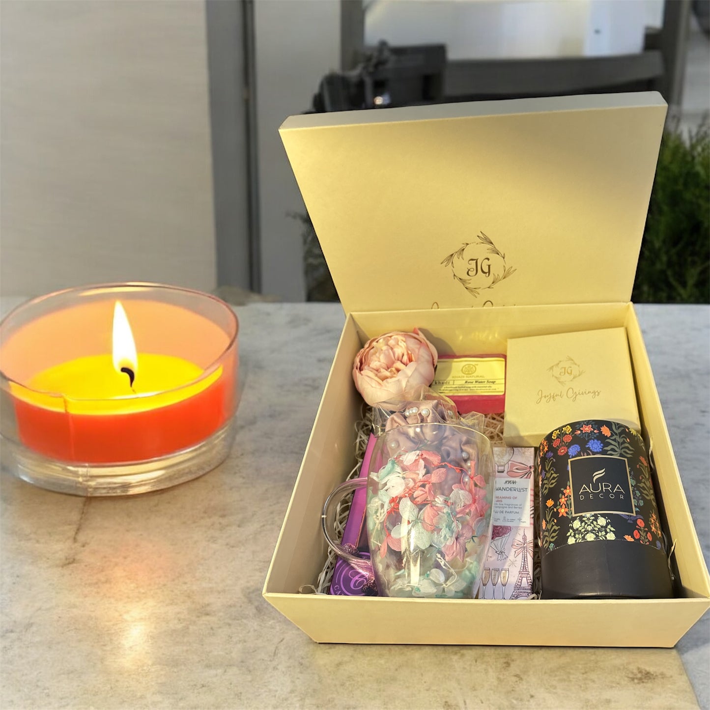 Golden Grace Box