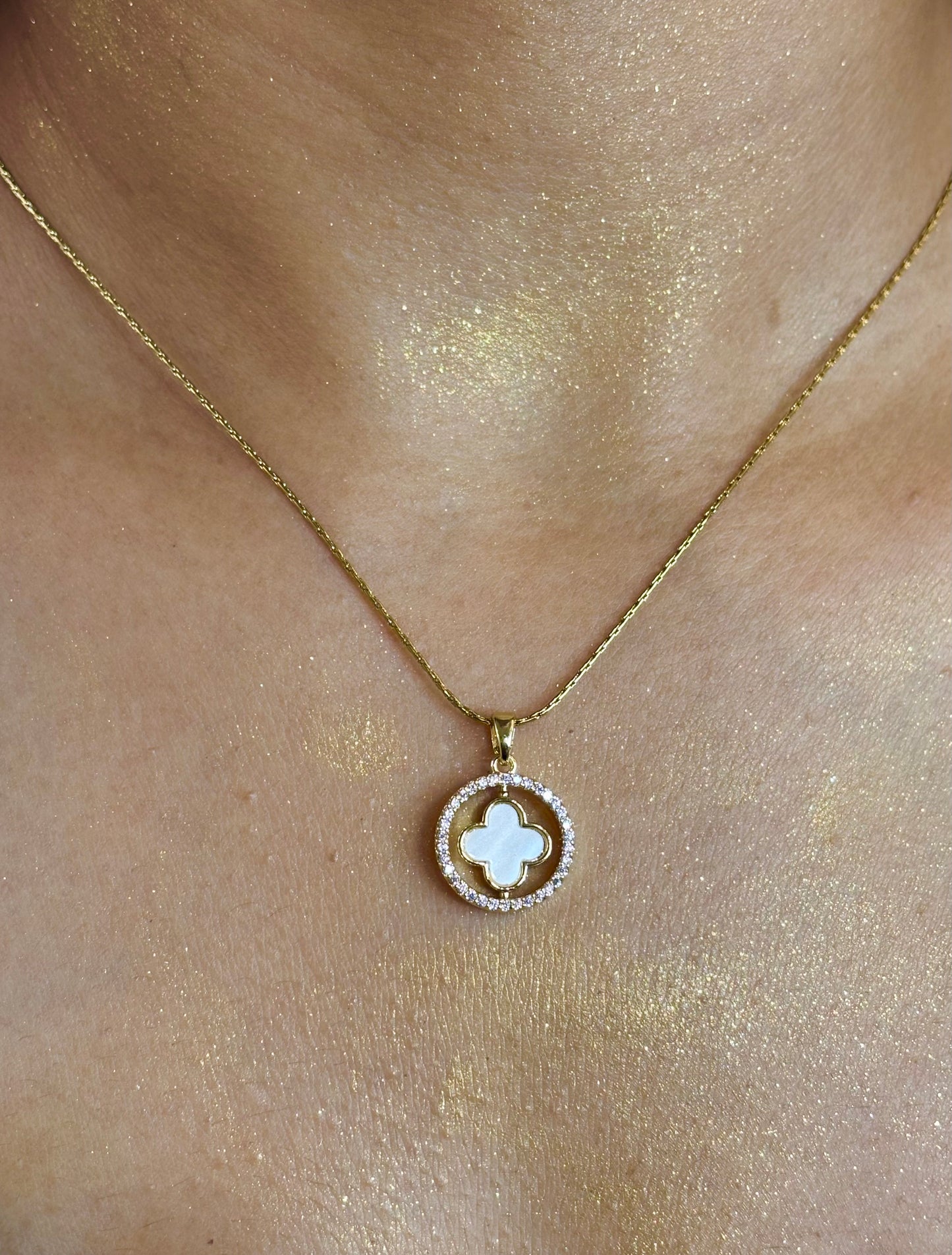 Lumi Clover Necklace