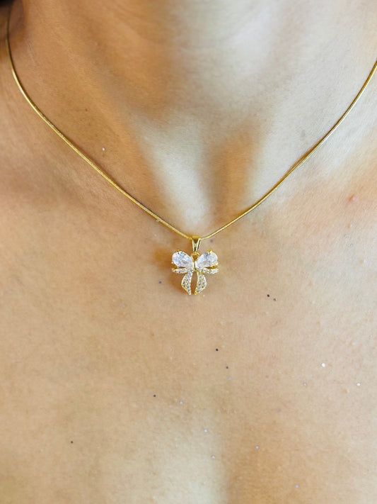 Bloom & Wing Necklace