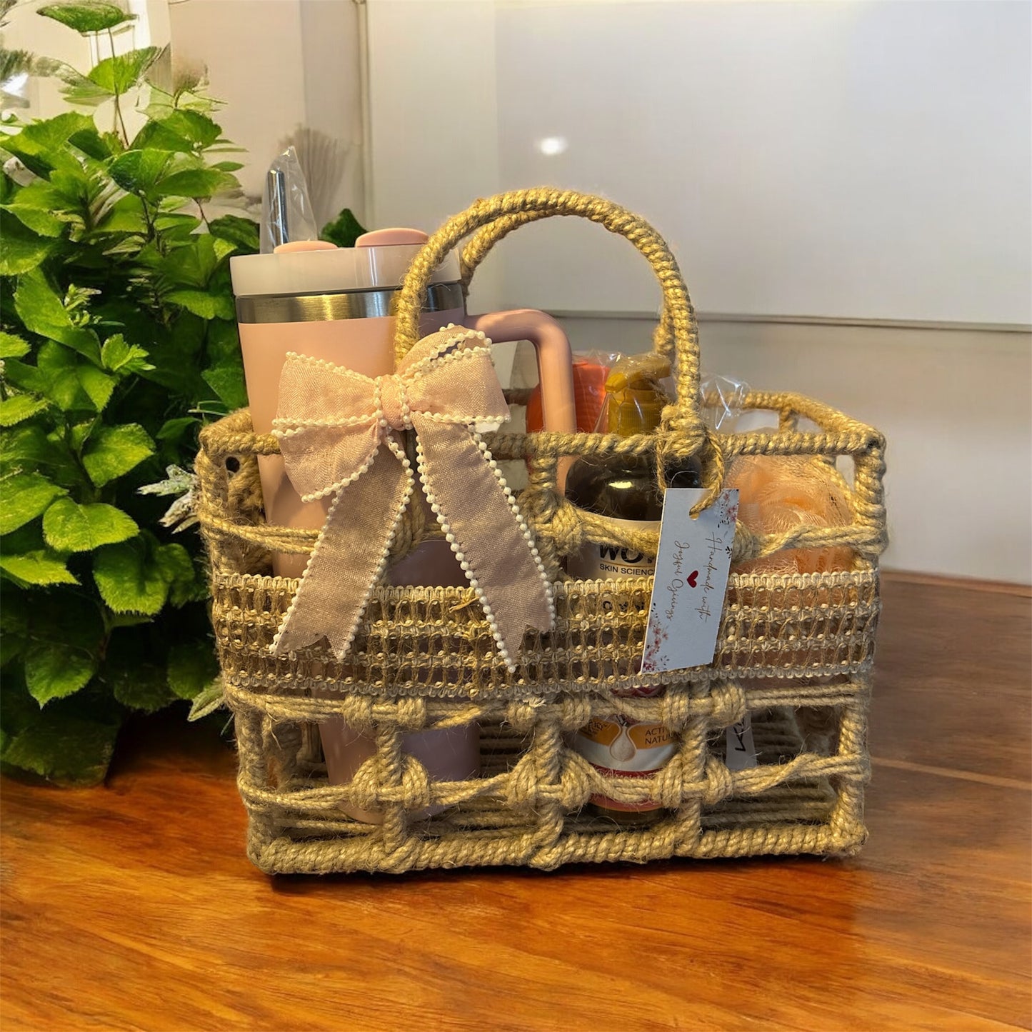 Hydrate & Radiate Hamper